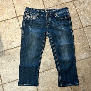 Cute LA idol Jean capris